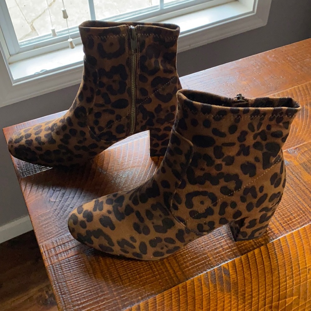 Cheeta print booties
